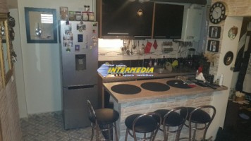 apartament-3-camere-de-vanzare-cetate-2
