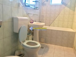 apartament-4-camere-de-vanzare-cetate-mobilat-8