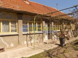 casa-de-vanzare-cu-876-mp-teren-toate-utilitatiel-in-teius-alba-1