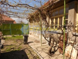 casa-de-vanzare-cu-876-mp-teren-toate-utilitatiel-in-teius-alba-9