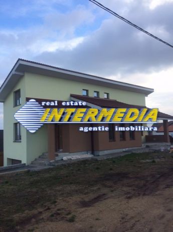 casa-noua-de-vanzare-alba-iulia-zona-cetate-piata-1