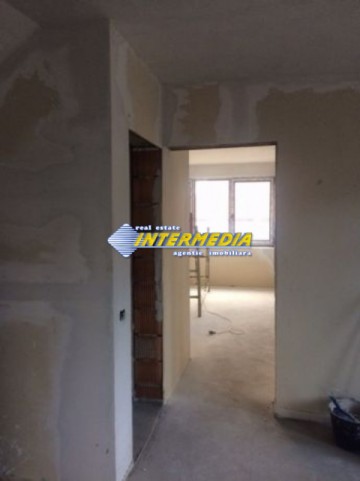 casa-noua-de-vanzare-alba-iulia-zona-cetate-piata-3