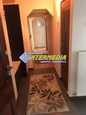 apartament-3-camere-decomandat-ampoi-3-4