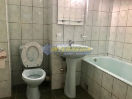 apartament-3-camere-de-inchiriat-cetate-zona-bulevard-5