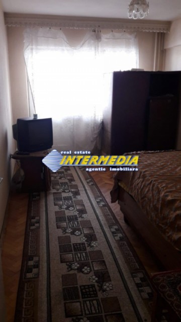 apartament-3-camere-de-inchiriat-cetate-zona-bulevard-10