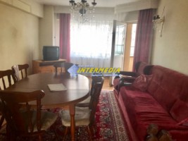 apartament-3-camere-de-inchiriat-cetate-zona-bulevard-9
