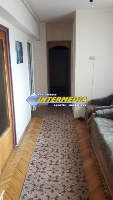 apartament-3-camere-de-inchiriat-cetate-zona-bulevard-14
