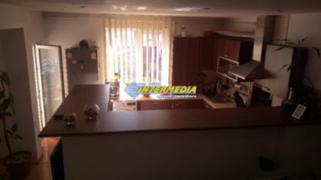apartament-4-camere-de-vanzare-cetate-bloc-nou-5
