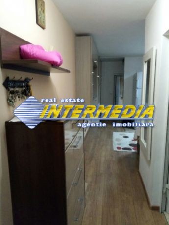 apartament-3-camere-de-vanzare-decomandat-alba-iulia-cetate-stadion-mobilat-si-utilat-complet-5