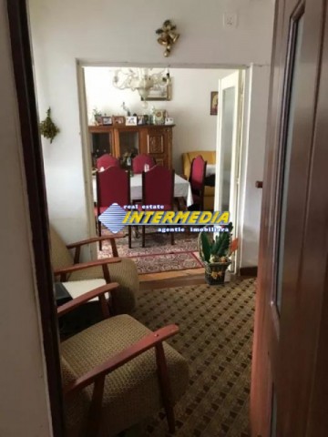 apartament-3-camere-de-vanzare-centru-1