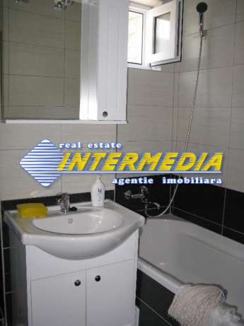 apartament-4-camere-etaj-2-zona-cetate-2