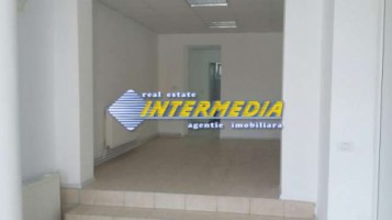 spatiu-comercial-de-vanzare-cetate-zona-foarte-buna-2