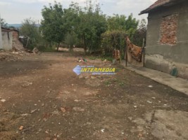 casa-de-vanzare-in-alba-iulia-3-camere-teren-1038-mp-10