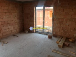 case-noi-de-vanzare-in-cetate-finisate-la-cheie-6