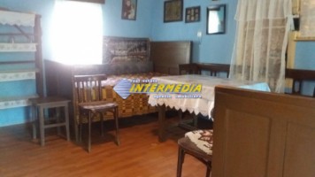 casa-de-vacanta-in-galda-renovata-cu-2700-mp-teren-4