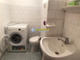 apartament-3-camere-de-inchiriat-cetate-5