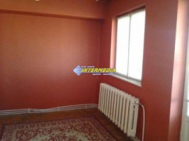 apartament-4-camere-de-vanzare-in-centru-4