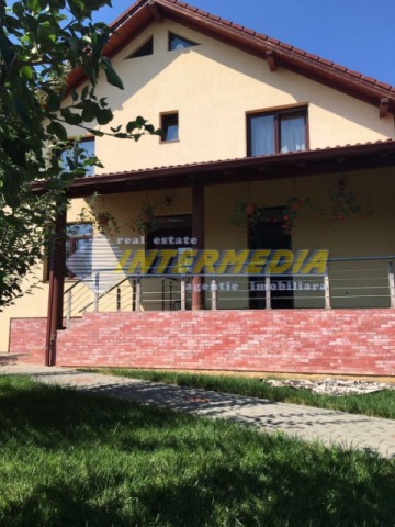 vila-vanzare-alba-iulia-dpe-cu-2700mp-teren-10