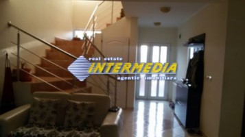 12-duplex-finisat-la-cheie-de-vanzare-cetate-zona-lidl