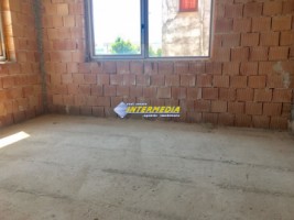 casa-in-rosu-de-vanzare-alba-iulia-cu-utilitati-7