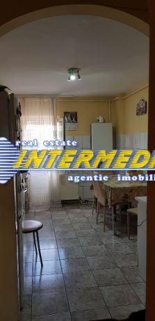 apartament-4-camere-decomandat-cetate-alba-iulia-7