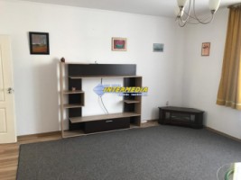apartament-la-vila-cu-2-camere-foarte-spatios-de-vanzare-centru-pretabil-birouri-cabinate-6