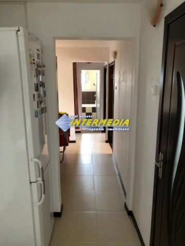 apartament-3-camere-decomandat-vanzare-ampoi-3-mobilat-si-utilat-9