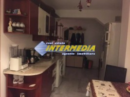 4-camere-decomandat-in-cetate-finisat-modern