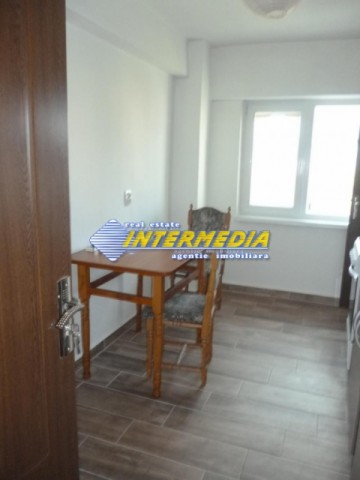 apartament-cu-4-camere-de-vanzare-in-zona-cetate-alba-iulia-finisat-complet-1