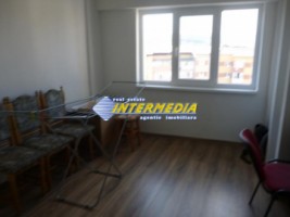 apartament-cu-4-camere-de-vanzare-in-zona-cetate-alba-iulia-finisat-complet-4