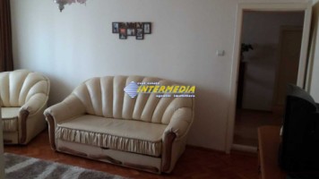apartament-cu-3-camere-cu-garaj-de-vanzare-cetate-3