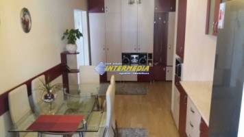 apartament-cu-3-camere-cu-garaj-de-vanzare-cetate-7