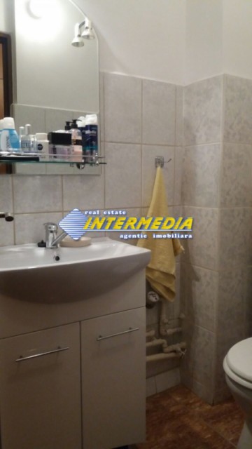 apartament-cu-3-camere-de-vanzare-cetate-etaj-intermediar-3