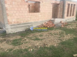 casa-noua-in-rosu-de-vanzare-in-alba-iulia-2