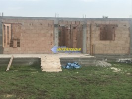 casa-noua-in-rosu-de-vanzare-in-alba-iulia-3