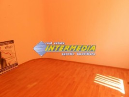 spatiu-comercial-de-inchiriat-alba-iulia-centru-1
