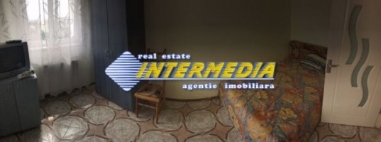 3-camere-de-vanzare-in-cetate-alba-iulia-1