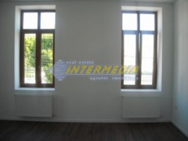 spatiu-de-inchiriat-centru-alba-iulia-4
