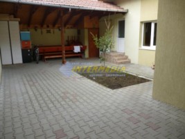 casa-de-vanzare-in-alba-iulia-zona-centru-finisata-teren-760-mp-14