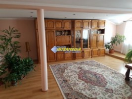 apartament-5-camere-de-vanzare-alba-iulia-cetate