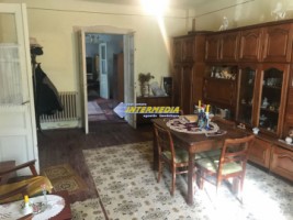 casa-de-vanzare-in-alba-iulia-zona-centru-2