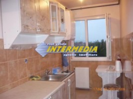 2-camere-de-vanzare-in-cetate-etaj-3-1