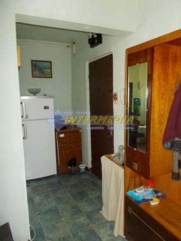 apartament-4-camere-de-vanzare-cetate-8