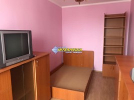 apartament-3-camere-in-cetate-pe-bulevard-5