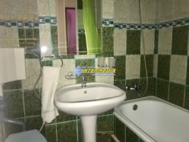 apartament-3-camere-in-cetate-pe-bulevard-11