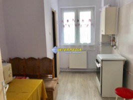 2-camere-de-vanzare-in-cetate-zona-bulevard-1