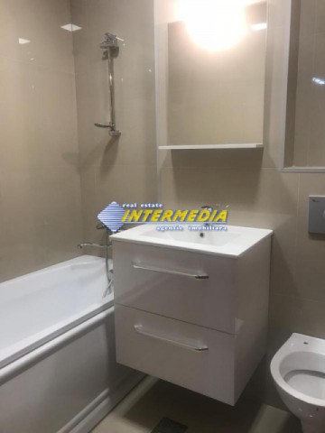3-camere-cetate-bloc-proprietati-finisat-complet-5