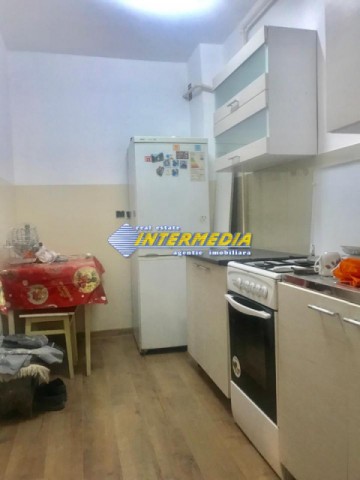 3-camere-cetate-bloc-proprietati-finisat-complet-7