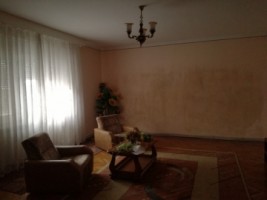 chirie-casa-zona-piata-mare-et-i-7-ari-pretabil-locuinta-firme-6