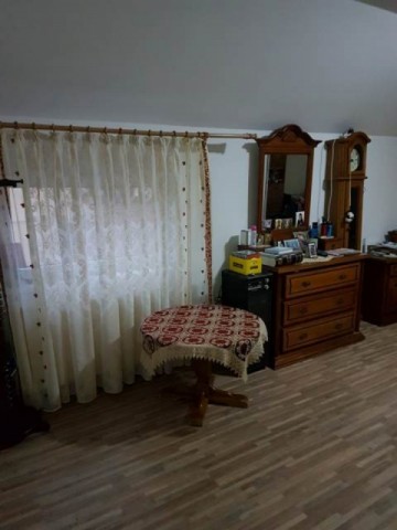 vila-zona-semicentrala-dpi-constructie-2002-garaj-5-camere-8